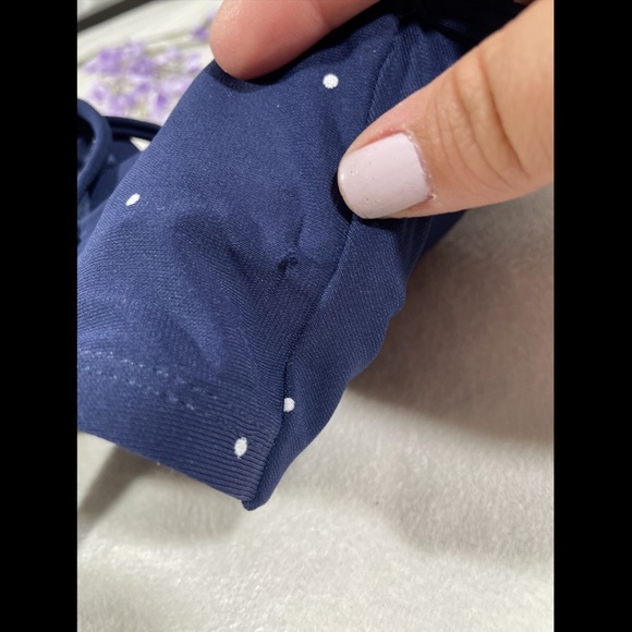 NWD $114‎ Robin Piccone Jennie Twist Bikini Top in Navy [ SZ Small ] - Picture 11 of 12